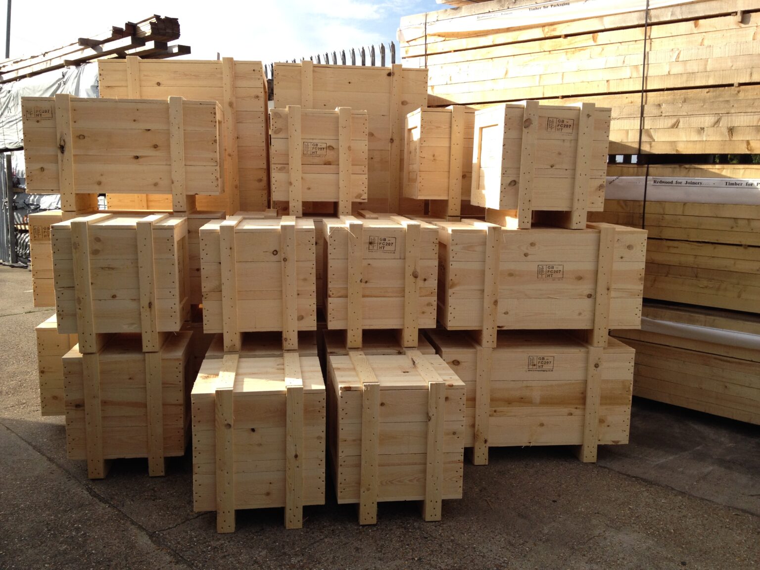 Close-Boarded-Softwood-Cases